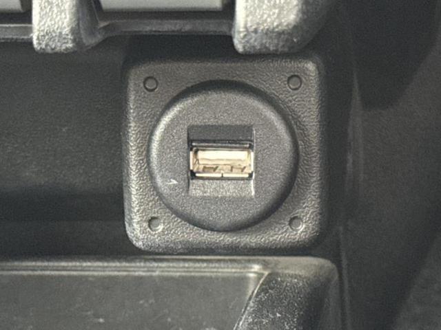 ４ＷＤ　ＸＣ　新品タイヤ／保証書／社外　８インチ　ＳＤナビ／セーフティサポート（スズキ）／シートヒーター　前席／車線逸脱防止支援システム／ヘッドランプ　ＬＥＤ／ＵＳＢジャック／Ｂｌｕｅｔｏｏｔｈ接続／ＥＴＣ（画像32）