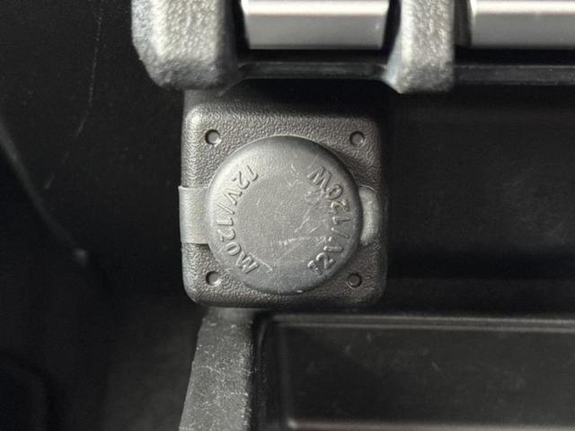 ４ＷＤ　ＸＣ　新品タイヤ／保証書／社外　８インチ　ＳＤナビ／セーフティサポート（スズキ）／シートヒーター　前席／車線逸脱防止支援システム／ヘッドランプ　ＬＥＤ／ＵＳＢジャック／Ｂｌｕｅｔｏｏｔｈ接続／ＥＴＣ（画像39）