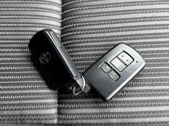 ＺＳキラメキ２　保証書／純正　１０インチ　ＳＤナビ／フリップダウンモニター　純正　１２．１インチ／トヨタセーフティセンス／両側電動スライドドア／車線逸脱防止支援システム／ドライブレコーダー　社外（画像35）