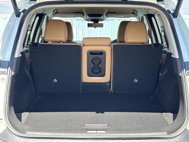 ４ＷＤ　Ｇ　ｅ－４ＯＲＣＥ　保証書／純正　ＳＤナビ／インテリジェントルームミラー／エマージェンシーブレーキ／シートヒーター　全席／全方位モニター／車線逸脱防止支援システム／シート　合皮／プロパイロット（画像8）