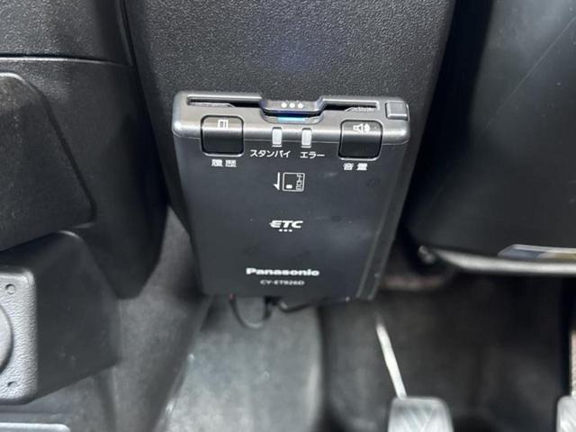 ４ＷＤ　ＸＬ　保証書／ディスプレイオーディオ／シートヒーター／ドライブレコーダー　前後／ＵＳＢジャック／Ｂｌｕｅｔｏｏｔｈ接続／ＥＴＣ／ＡＢＳ／横滑り防止装置／バックモニター／ＤＶＤ／衝突安全ボディ（画像17）