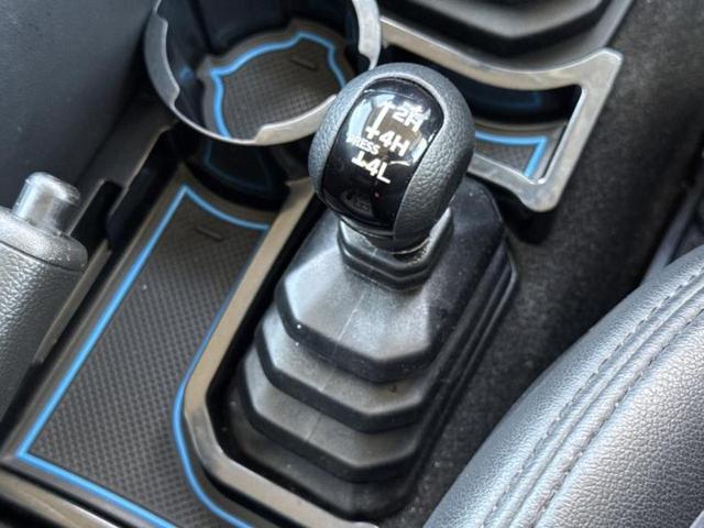 ４ＷＤ　ＸＬ　保証書／ディスプレイオーディオ／シートヒーター／ドライブレコーダー　前後／ＵＳＢジャック／Ｂｌｕｅｔｏｏｔｈ接続／ＥＴＣ／ＡＢＳ／横滑り防止装置／バックモニター／ＤＶＤ／衝突安全ボディ（画像33）