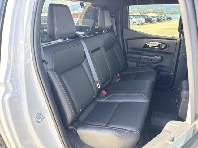 ４ＷＤ　ＧＳＲ　保証書／純正　９インチ　ＳＤナビ／イーアシスト（ミツビシ）／シートヒーター／全方位モニター／車線逸脱防止支援システム／シート　ハーフレザー／ドライブレコーダー　前後／ヘッドランプ　ＬＥＤ（画像5）