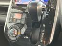 カスタムＲＳトップエディションＳＡ２　保証書／純正　８インチ　ＳＤナビ／スマートアシスト（トヨタ・ダイハツ）／両側電動スライドドア／シート　ハーフレザー／パーキングアシスト　バックガイド／ヘッドランプ　ＨＩＤ　衝突被害軽減システム（18枚目）