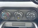 Ｓ　新品タイヤ／ヘッドランプ　ＨＩＤ／ＵＳＢジャック／ＥＴＣ／ＥＢＤ付ＡＢＳ／横滑り防止装置／エアバッグ　運転席／エアバッグ　助手席／ＭＴモード付き／アルミホイール　純正　１６インチ　ＨＩＤヘッドライト（21枚目）