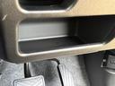 ハイブリッドＧ　保証書／セーフティサポート（スズキ）／シートヒーター　前席／車線逸脱防止支援システム／ヘッドランプ　ＬＥＤ／ＥＢＤ付ＡＢＳ／横滑り防止装置／アイドリングストップ／クルーズコントロール／禁煙車（42枚目）
