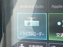 WECARSでは各商談席に大型モニターをご用意しております!見やすい大画面でゆったりと全国の在庫をご覧いただけます!是非ご来店お待ちしております!