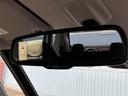 ルームミラー一体型のカメラで後方確認が容易。駐車時の安全性を高めます。運転に自信がない方にもおすすめです。鮮明な映像で安心です。