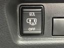 ヘッドライトの高さ調整機能で、より安全な夜間運転をサポート。明るさ調整により、対向車への眩しさも軽減します。視認性の向上に貢献します。