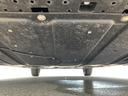 車両前方側の下廻り画像です。エンジン付近から車両中央部までの状態を確認いただけます。◆ご購入前に気になる下廻りの様子を把握したい方は、店頭スタッフまでお問い合わせ下さい。