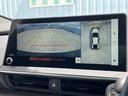 WECARSの展示場では実際に見て、触ってお車をお選びいただけます!知識の豊富な営業スタッフが様々なカーライフをご提案いたします!