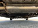車両後方側の下廻り状態をご確認いただけます。フロア部や足回りなど、普段見えにくい箇所の参考としてご覧下さい。◆詳細は店頭スタッフまでお問い合わせ下さい。