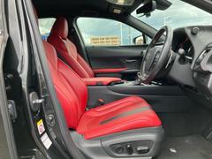 「この車の写真をもっと見たい」「状態が気になる」「この装備はついている？」どんな小さな疑問でもお気軽にお問い合わせください！ 4