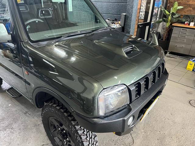 ジムニー ＸＣ　２．５インチリフトアップ　ヨコハマジオランダーＭＴ　アピオエアロ　ルーフキャリア　リアラダー　ＬＥＤテールランプ　全塗装クールカーキ（22枚目）