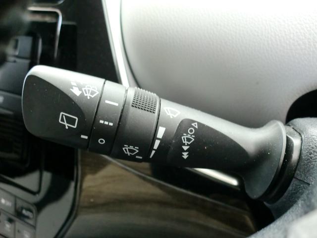 プリウス Ｓツーリングセレクション　モデリスタフルエアロ　１９インチＡＷ　ストラーダ９インチナビ（23枚目）