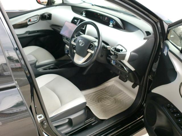 プリウス Ｓツーリングセレクション　モデリスタフルエアロ　１９インチＡＷ　ストラーダ９インチナビ（31枚目）