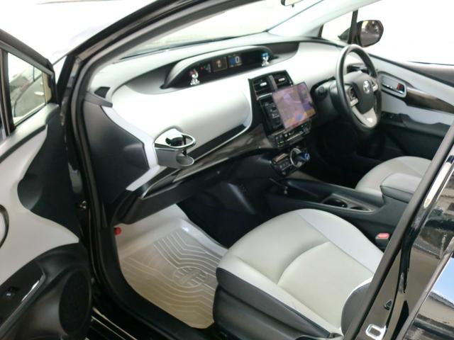 プリウス Ｓツーリングセレクション　モデリスタフルエアロ　１９インチＡＷ　ストラーダ９インチナビ（33枚目）