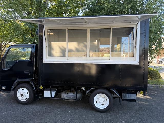 エルフバン  キッチンカー ケータリングカー 移動販売車(6枚目)