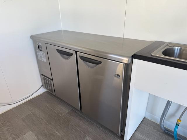 エルフバン  キッチンカー ケータリングカー 移動販売車(10枚目)