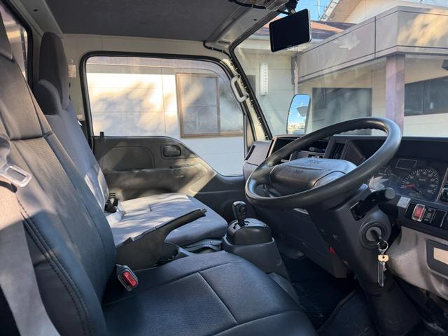 エルフバン  キッチンカー ケータリングカー 移動販売車(12枚目)