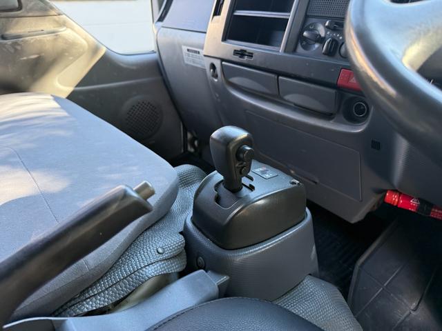 エルフバン  キッチンカー ケータリングカー 移動販売車(13枚目)