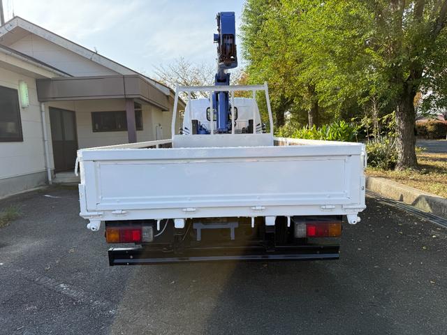 デュトロ 　２トンユニック　クレーン　タダノ３段２．６トン（4枚目）