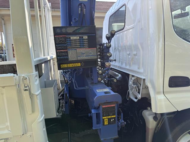 デュトロ 　２トンユニック　クレーン　タダノ３段２．６トン（7枚目）