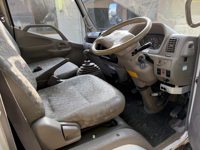 デュトロ 　２トンユニック　クレーン　タダノ３段２．６トン（11枚目）