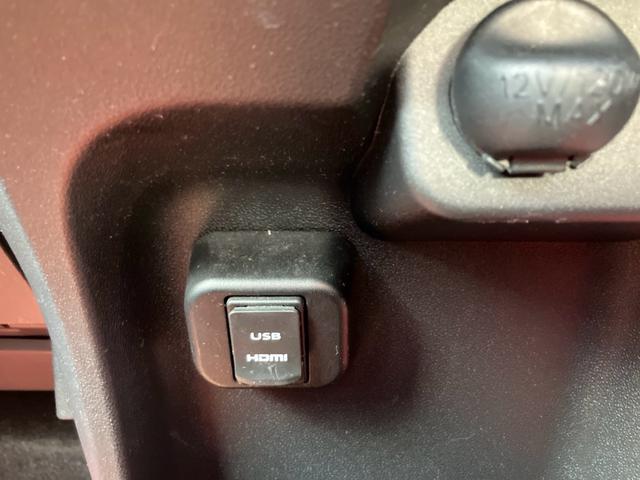 ナビテレビ　バックカメラ　ＥＴＣ　スマートキー　プッシュスタート　セキュリティー　両側パワースライドドア　アイドリングストップ　純正アルミホイール