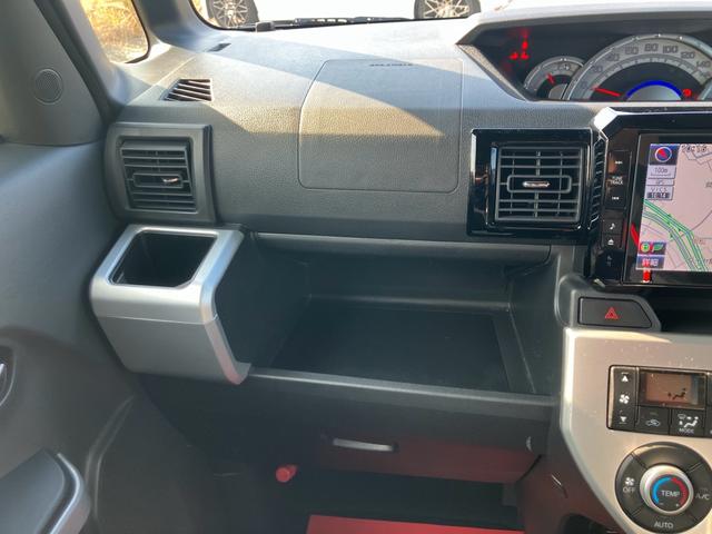 ナビテレビ　バックカメラ　ＥＴＣ　スマートキー　プッシュスタート　セキュリティー　両側パワースライドドア　アイドリングストップ　純正アルミホイール