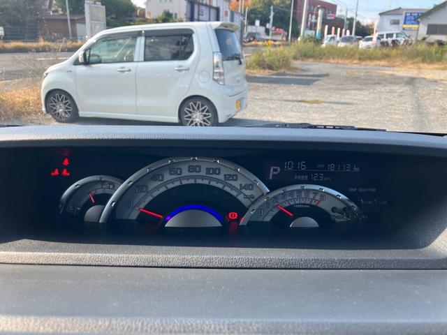 ナビテレビ　バックカメラ　ＥＴＣ　スマートキー　プッシュスタート　セキュリティー　両側パワースライドドア　アイドリングストップ　純正アルミホイール