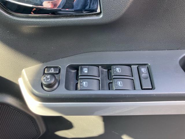 ナビテレビ　バックカメラ　ＥＴＣ　スマートキー　プッシュスタート　セキュリティー　両側パワースライドドア　アイドリングストップ　純正アルミホイール