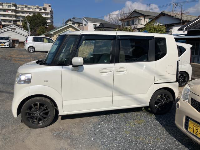 Ｎ－ＢＯＸ Ｇ・Ｌパッケージ　ナビテレビ　バックカメラ　ＥＴＣ　片側パワースライドドア　社外アルミ　ベンチシート　スマートキー　プッシュスタート　セキュリティー（4枚目）