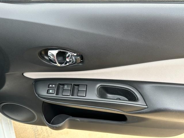 ノート Ｘ　禁煙車　ＥＴＣ　ＴＶ　全周囲カメラ　電動格納ミラー　スマートキー　衝突被害軽減システム　エアコン（36枚目）