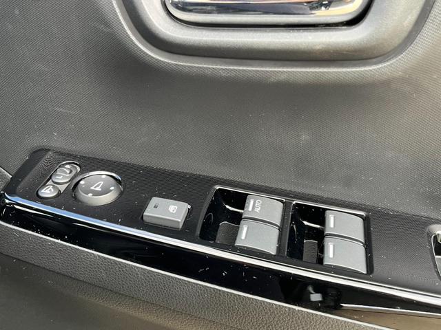 Ｎ－ＯＮＥ プレミアム　純正ナビ　バックカメラ　禁煙車　衝突軽減装置　シートヒーター　Ｂｌｕｅｔｏｏｔｈ　ＵＳＢ接続　純正アルミホイール　ＬＥＤ　クリアランスソナー（37枚目）
