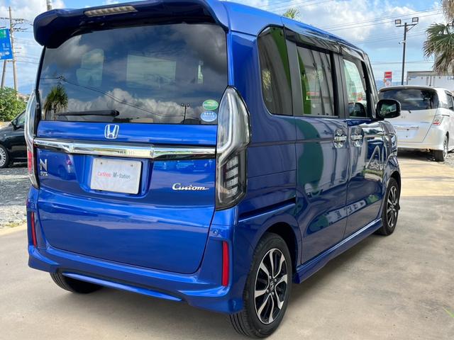 N-BOXカスタム G・Lホンダセンシング 純正8インチナビ 禁煙車 電動スライドドア フルセグTV バックカメラ ドライブレコーダー前後 ETC 衝突軽減装置 障害物センサー 純正アルミホイール LED(5枚目)