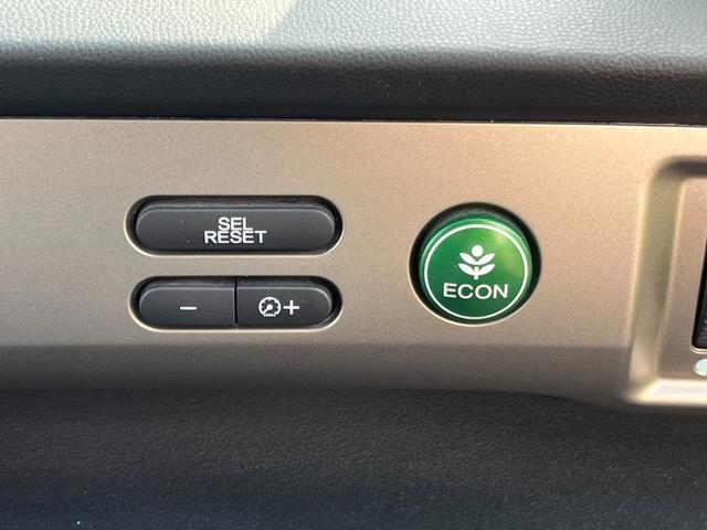 HONDA FREED SPIKE HYBRID JUST SELECTION