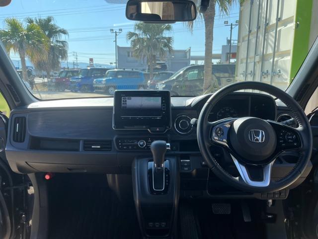 Ｎ－ＯＮＥ プレミアム　純正ナビ　禁煙車　フルセグＴＶ　バックカメラ　ドライブレコーダー前後　シートヒーター　衝突軽減装置　テレビキット　ＬＥＤ　ステアリングスイッチ　Ｂｌｕｅｔｏｏｔｈ（6枚目）