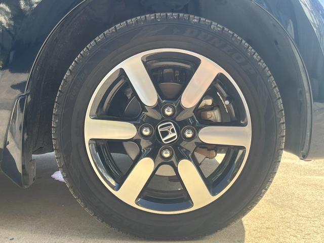 Ｎ－ＯＮＥ プレミアム　純正ナビ　禁煙車　フルセグＴＶ　バックカメラ　ドライブレコーダー前後　シートヒーター　衝突軽減装置　テレビキット　ＬＥＤ　ステアリングスイッチ　Ｂｌｕｅｔｏｏｔｈ（28枚目）