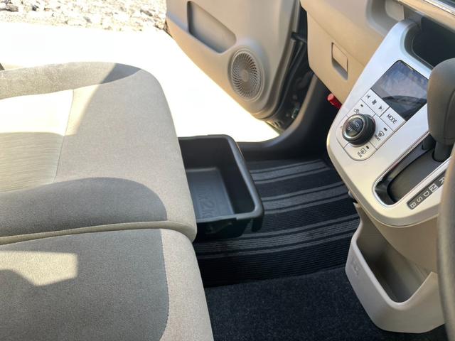 キャスト スタイルＸ　ＳＡＩＩＩ　ナビ　フルセグＴＶ　禁煙車　バックカメラ　ＥＴＣ　衝突軽減装置　ツートン　Ｂｌｕｅｔｏｏｔｈ　レーンキープアシスト　スマートキー（39枚目）