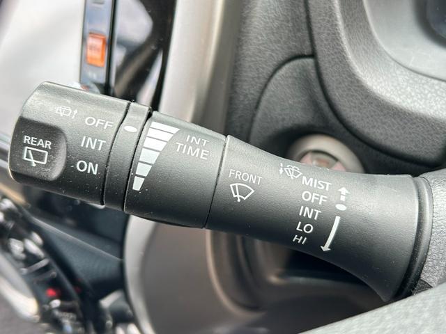 ノート X エアロスタイル V+セーフティ 純正ナビ 禁煙車 フルセグTV バックカメラ ETC ドラレコ前後 フルエアロ 衝突軽減装置 LED Bluetooth 純正アルミホイール USB接続(27枚目)