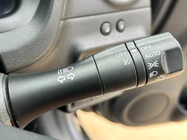 ノート X エアロスタイル V+セーフティ 純正ナビ 禁煙車 フルセグTV バックカメラ ETC ドラレコ前後 フルエアロ 衝突軽減装置 LED Bluetooth 純正アルミホイール USB接続(28枚目)