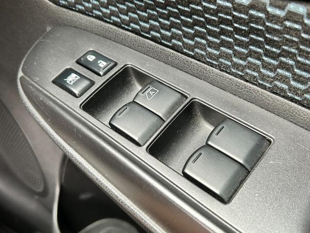 ノート X エアロスタイル V+セーフティ 純正ナビ 禁煙車 フルセグTV バックカメラ ETC ドラレコ前後 フルエアロ 衝突軽減装置 LED Bluetooth 純正アルミホイール USB接続(36枚目)