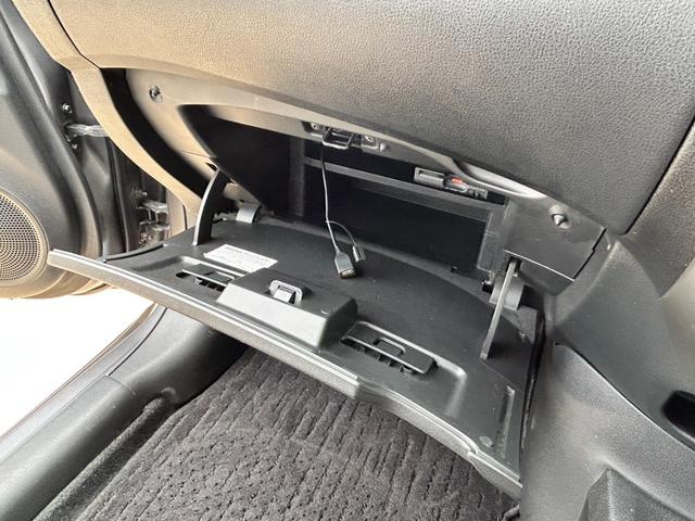 ノート X エアロスタイル V+セーフティ 純正ナビ 禁煙車 フルセグTV バックカメラ ETC ドラレコ前後 フルエアロ 衝突軽減装置 LED Bluetooth 純正アルミホイール USB接続(50枚目)