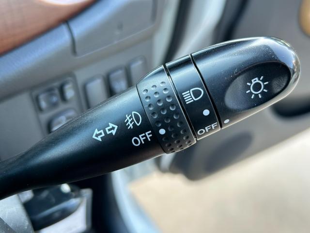 ミラジーノ プレミアムＬ　禁煙車　ＥＴＣ　ドライブレコーダー前後　木目調パネル　ＭＯＭＯステアリング　オーディオ　純正アルミホイール　ＣＤ　フォグランプ　キーレス（25枚目）