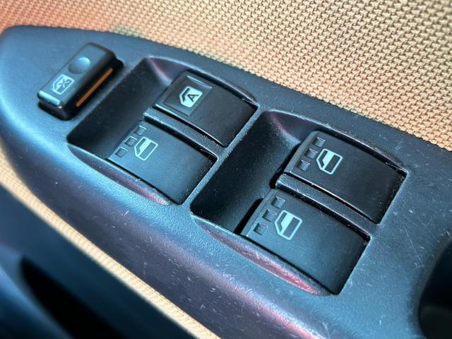 ミラジーノ プレミアムＬ　禁煙車　ＥＴＣ　ドライブレコーダー前後　木目調パネル　ＭＯＭＯステアリング　オーディオ　純正アルミホイール　ＣＤ　フォグランプ　キーレス（31枚目）