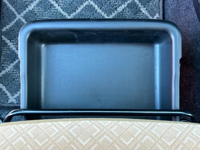 ミラジーノ プレミアムＬ　禁煙車　ＥＴＣ　ドライブレコーダー前後　木目調パネル　ＭＯＭＯステアリング　オーディオ　純正アルミホイール　ＣＤ　フォグランプ　キーレス（40枚目）