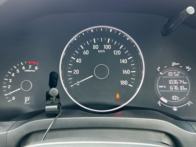 ヴェゼル S ナビ フルセグTV 禁煙車 バックカメラ ETC ルーフレール Bluetooth シートヒーター 純正アルミホイール LED ステアリングスイッチ(31枚目)