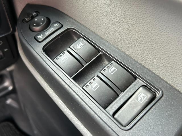 �̔��S�����O�o���Ă��鎖��ڋq���Ă��鎖�����X����܂��̂ŁA�����X�̍ۂɂ͎��O�ɂ��A���𒸂��܂������Ϗ�����܂��B�d�b�������́A�I�����C���\�񂩂炨�\���݂��������B