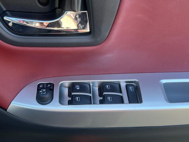 �̔��S�����O�o���Ă��鎖��ڋq���Ă��鎖�����X����܂��̂ŁA�����X�̍ۂɂ͎��O�ɂ��A���𒸂��܂������Ϗ�����܂��B